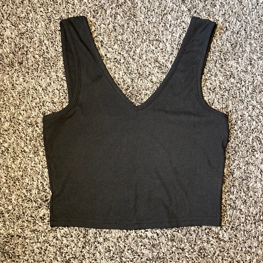 From SHEIN. A small. And black.